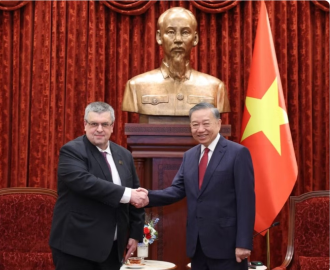 Top Vietnamese leader confident relations with Russia will continue to develop strongly